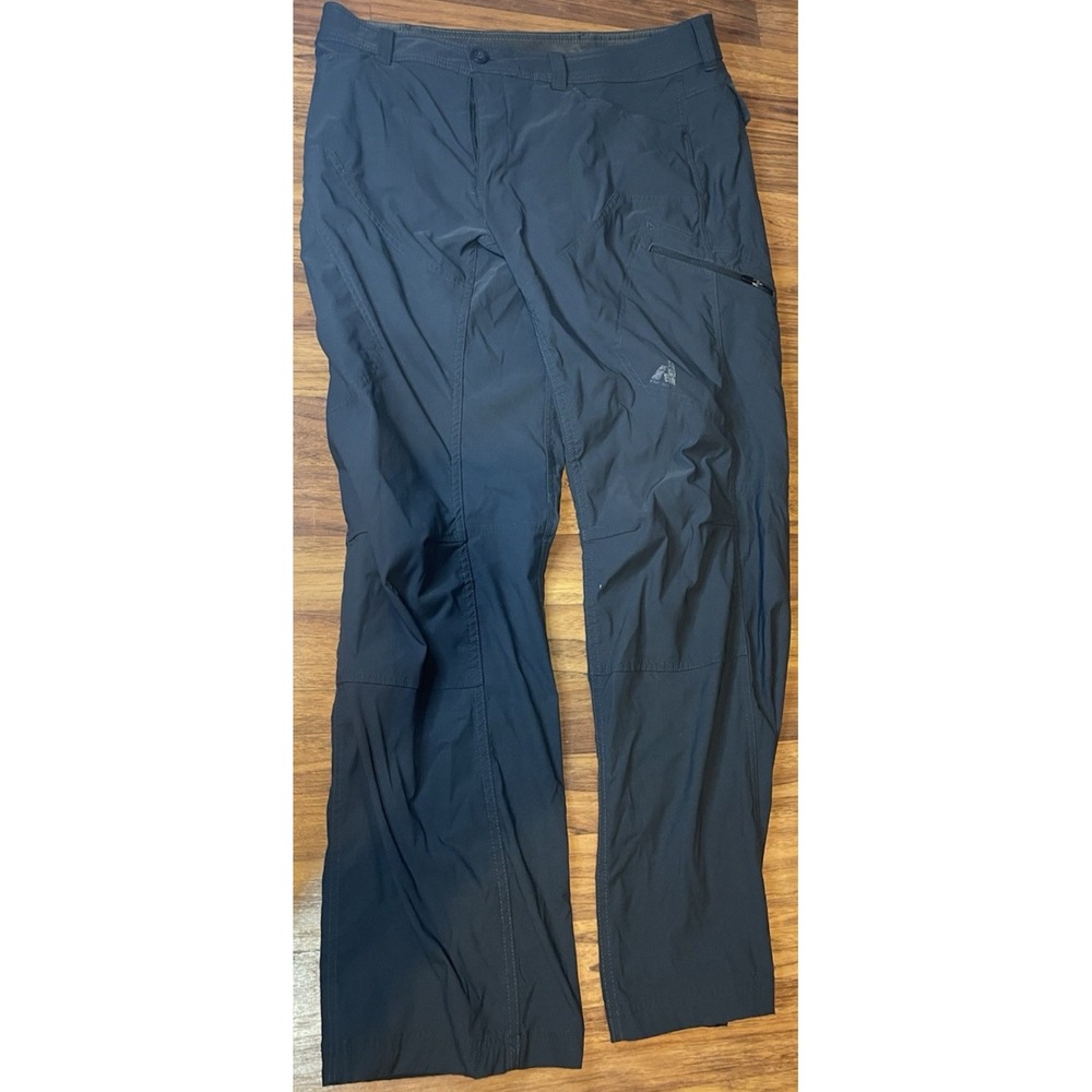 Eddie Bauer First Ascent Pants Mens 35x32 Gray Nylon Cargo Hiking Travel Stretch